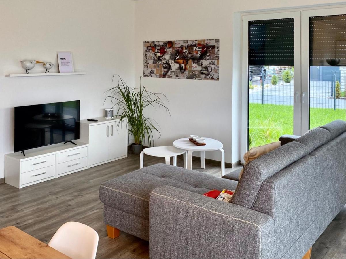 Ferienhaus Moin. Am Harkebruegger See Mit Sauna Barssel  Luaran gambar