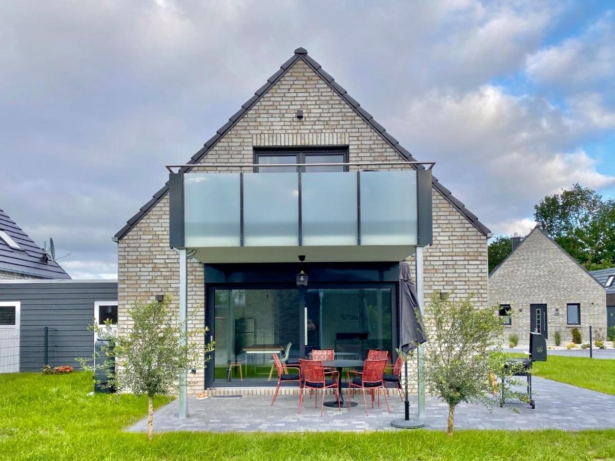 Ferienhaus Moin. Am Harkebruegger See Mit Sauna Barssel  Luaran gambar